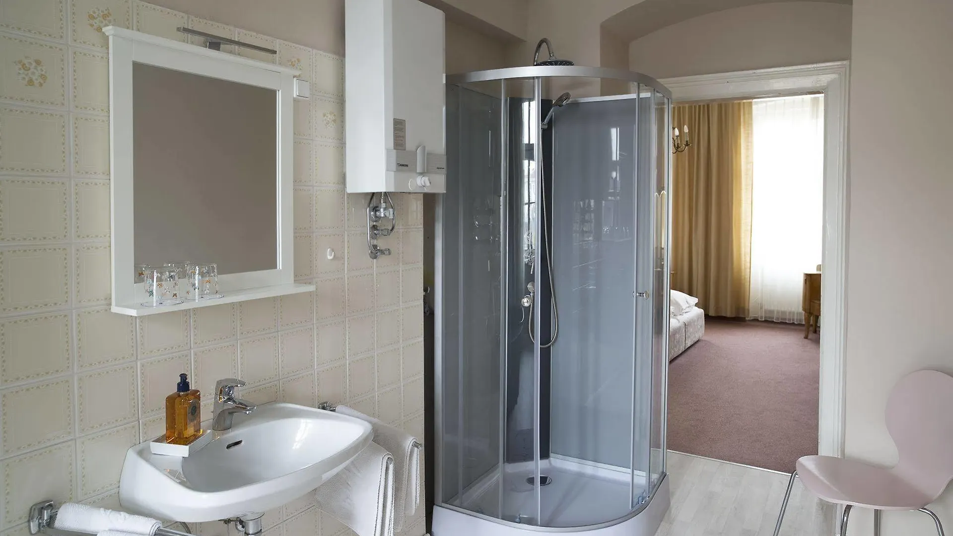 Hotel Schwalbe Wiedeń 4*,  Austria